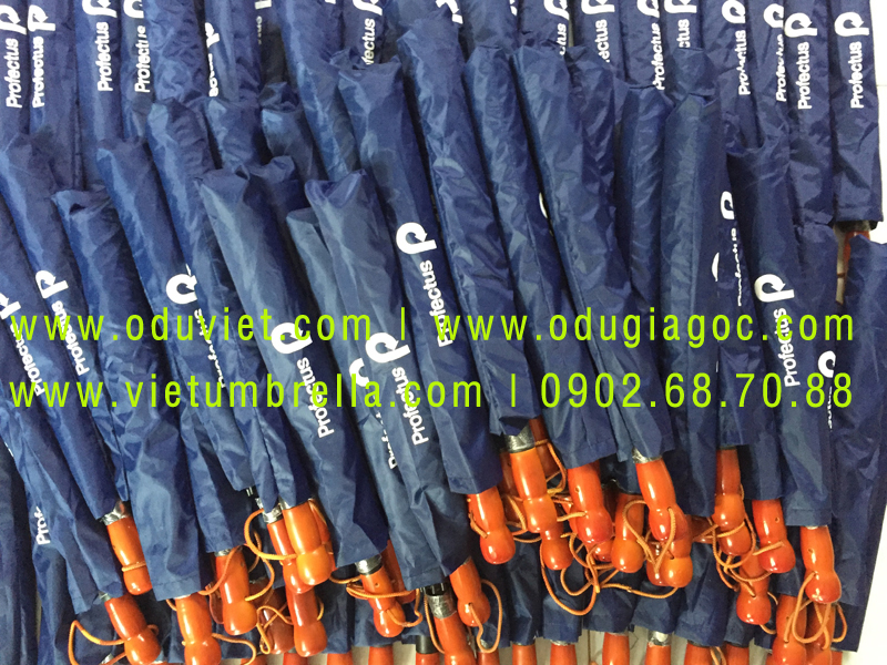 xưởng sản xuất ô dù cầm tay in logo quảng cáo